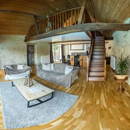 La Grange Des Pyrenees Holiday home *