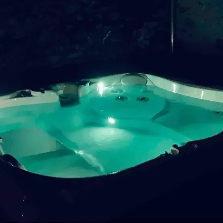La Grange Des Pyrenees *